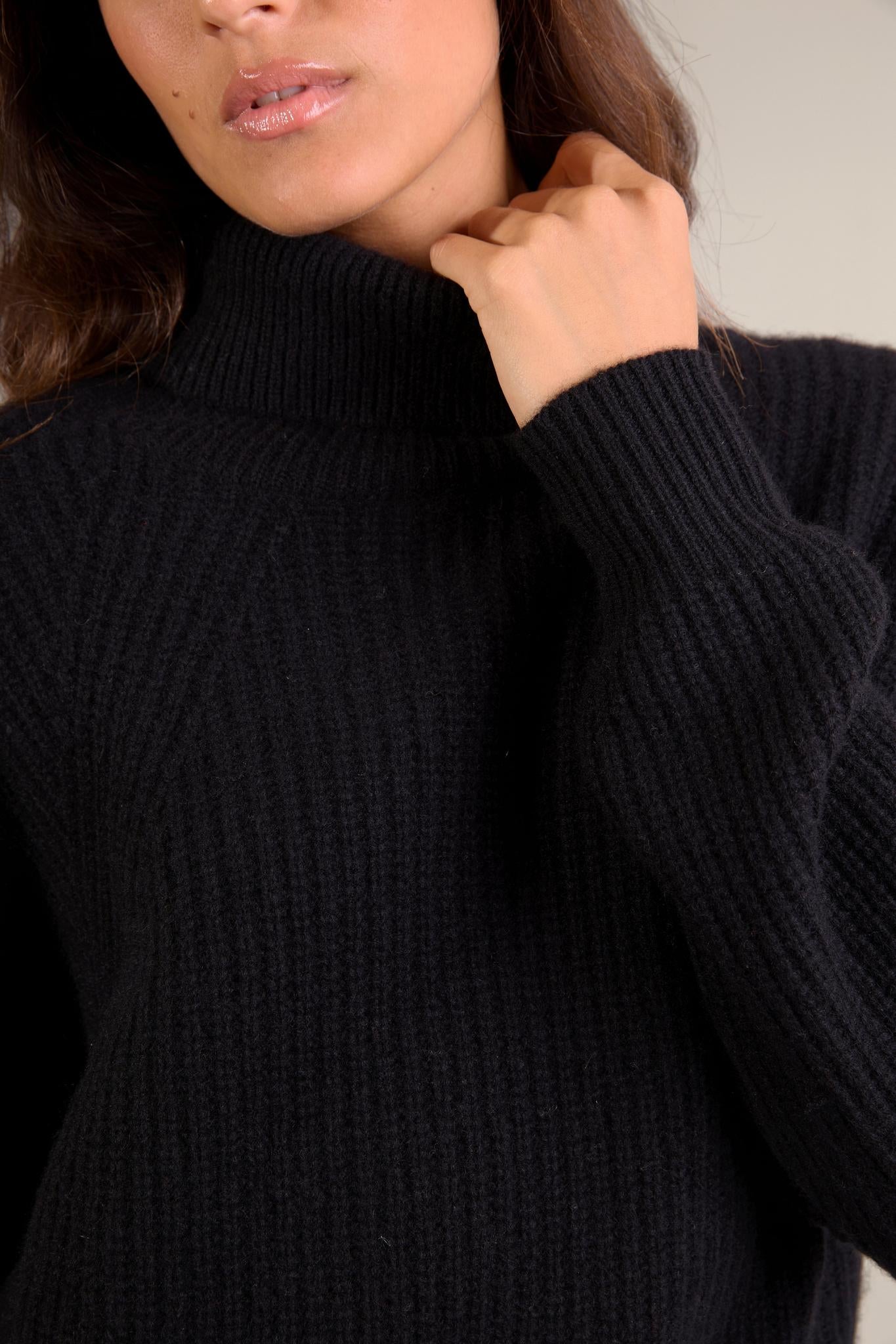 SENGE pull col roulé 6 fils noir 100% cachemire