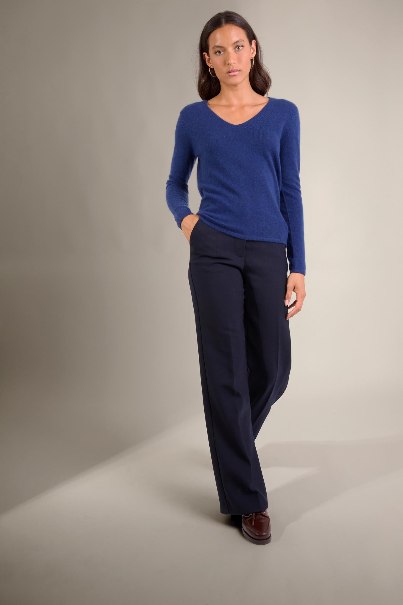 SHANNON pull col v  minuit 100% cachemire
