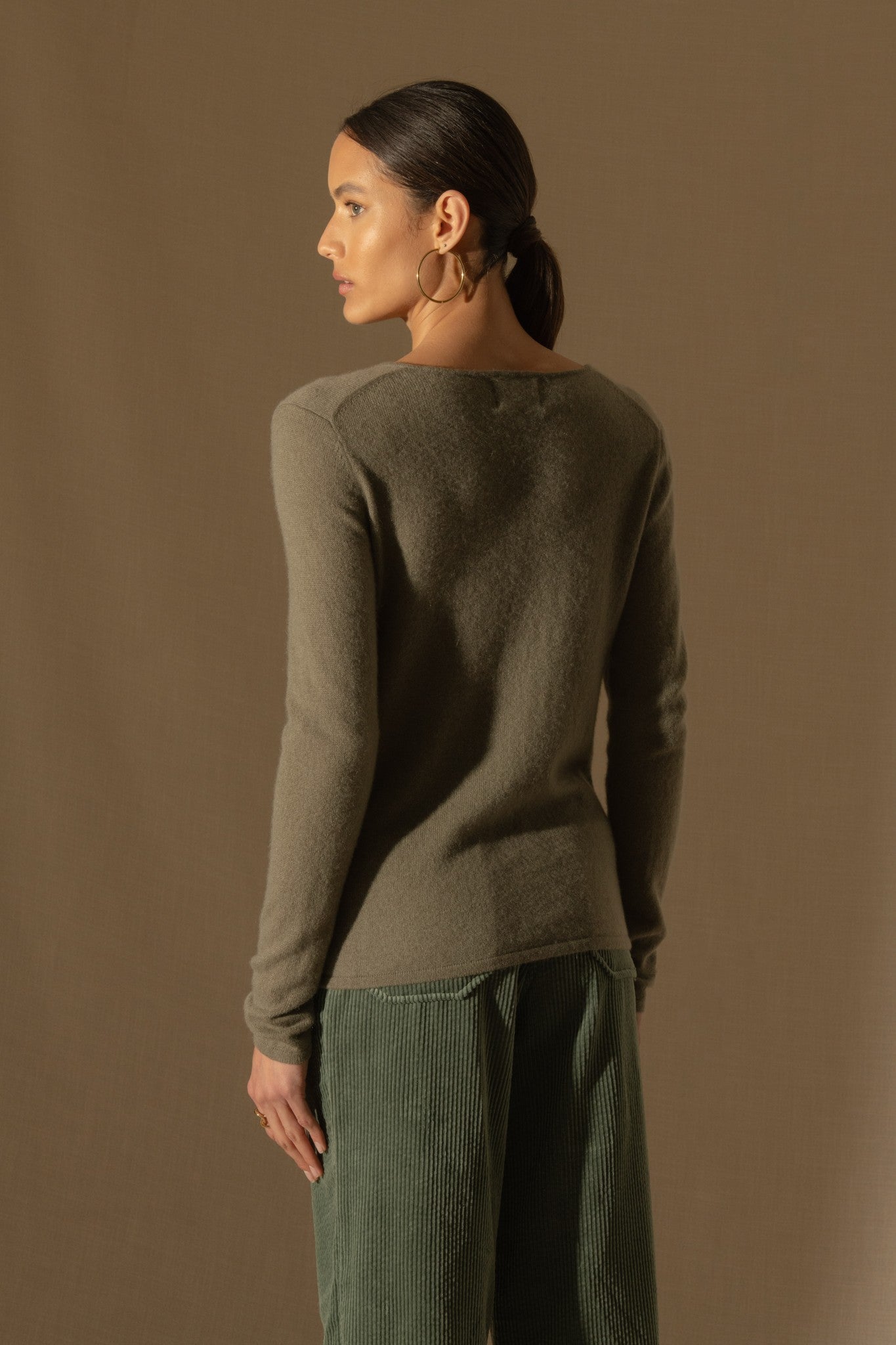 shannon pull col v army 100% cachemire