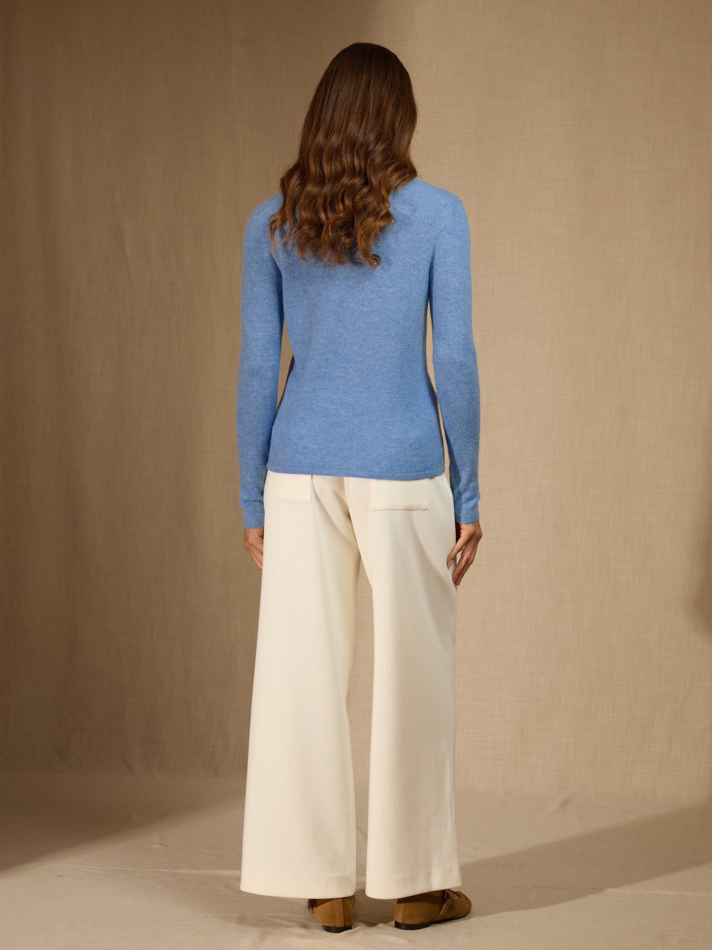 SHANNON pull col v sky 100% cachemire