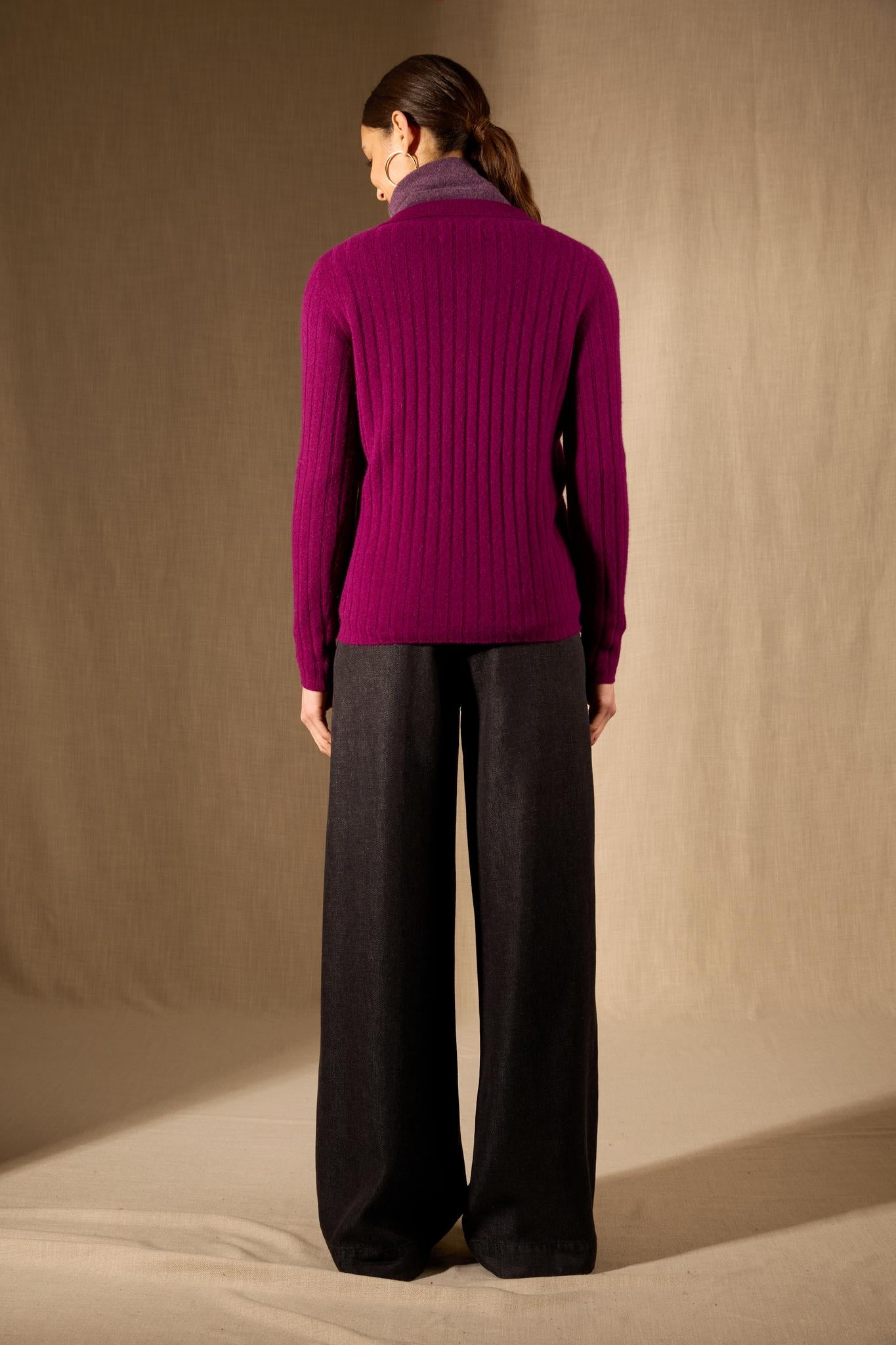 SKAMAR pull col polo ouvert prune 100% cachemire