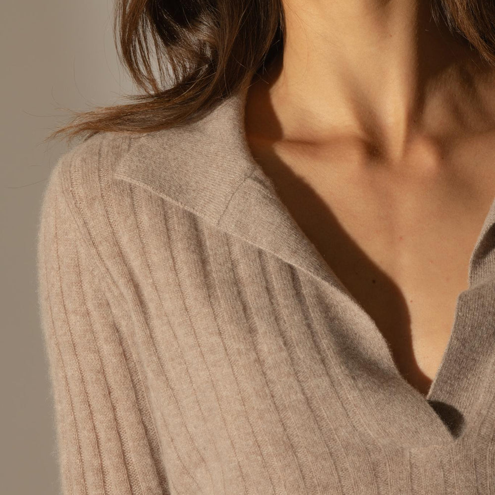 SKAMAR pull col polo ouvert taupe clair chiné 100% cachemire