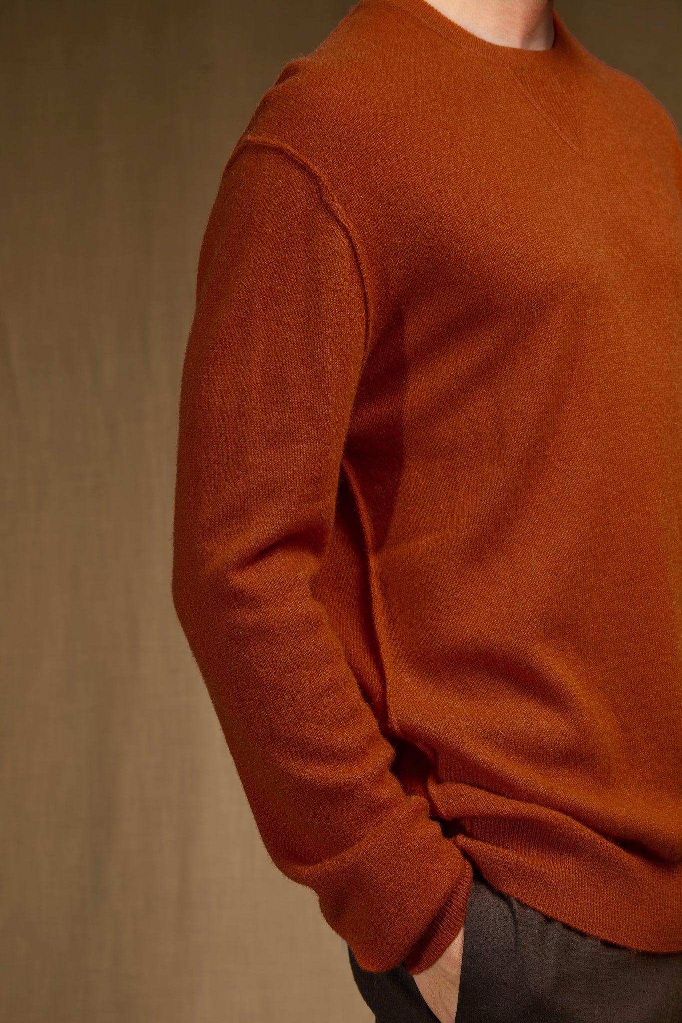 soan pull col rond safran 100% cachemire