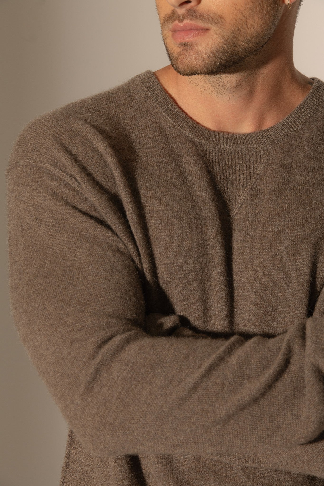 soan pull col rond taupe chiné 100% cachemire