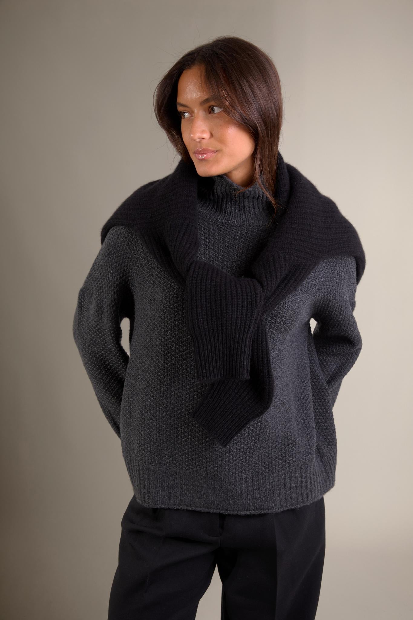 SOMBA pull col montant 8 fils carbone chiné 100% cachemire