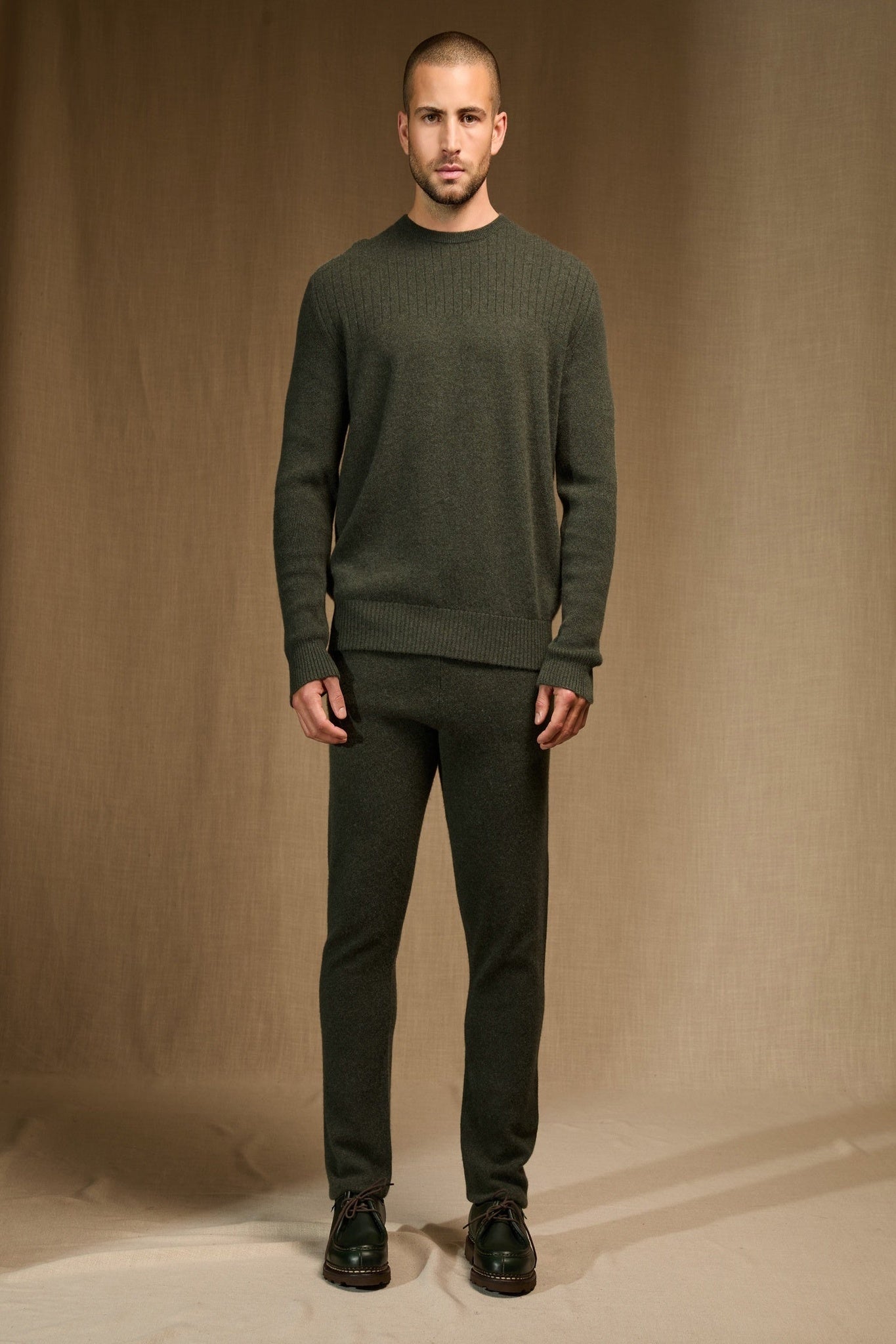 steven pull col rond kaki chiné 100% cachemire