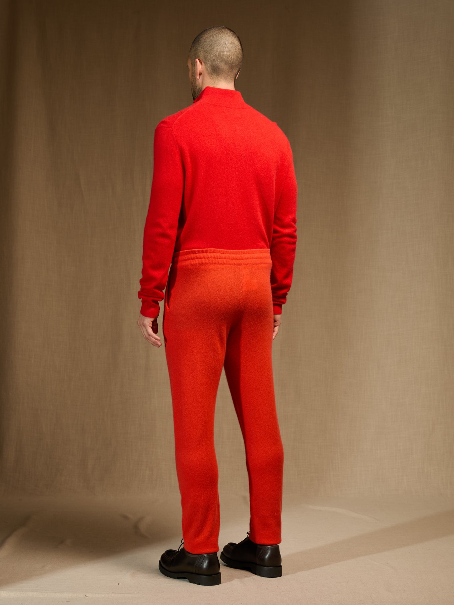 stu/osart jogging orange 100% cachemire