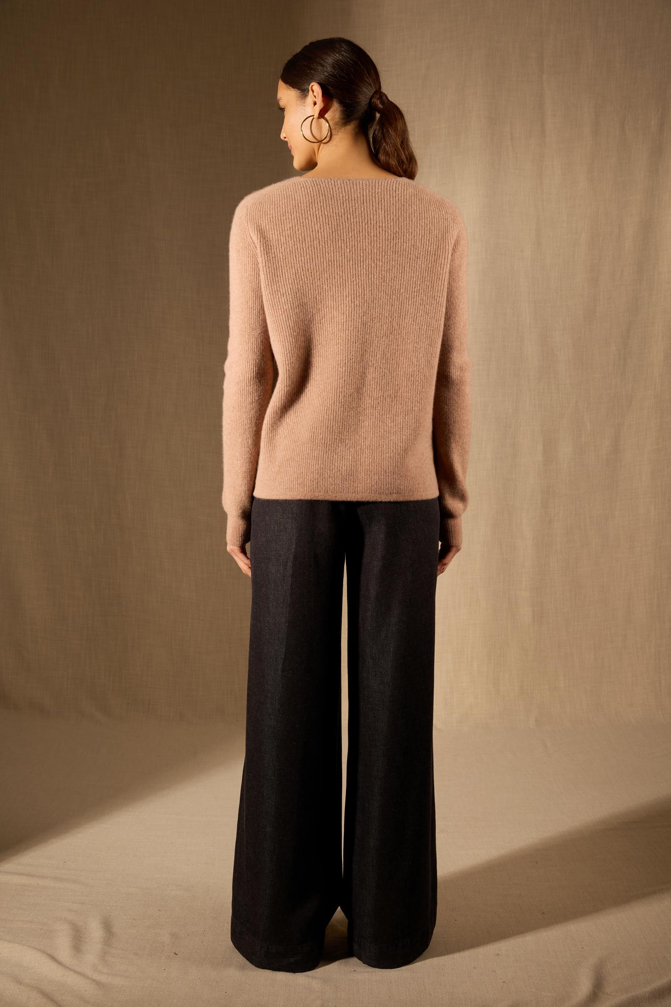 Saphira  pull col v  camel chiné 100% cachemire