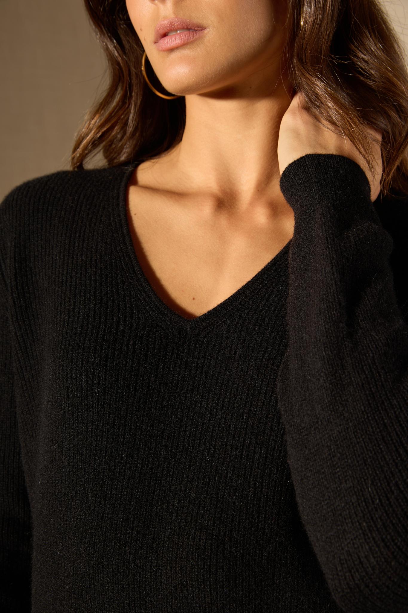 Saphira  pull col v  noir 100% cachemire