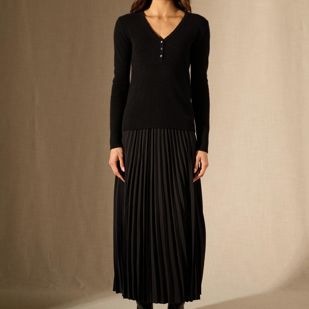 Selene pull col v boutonné noir 100% cachemire
