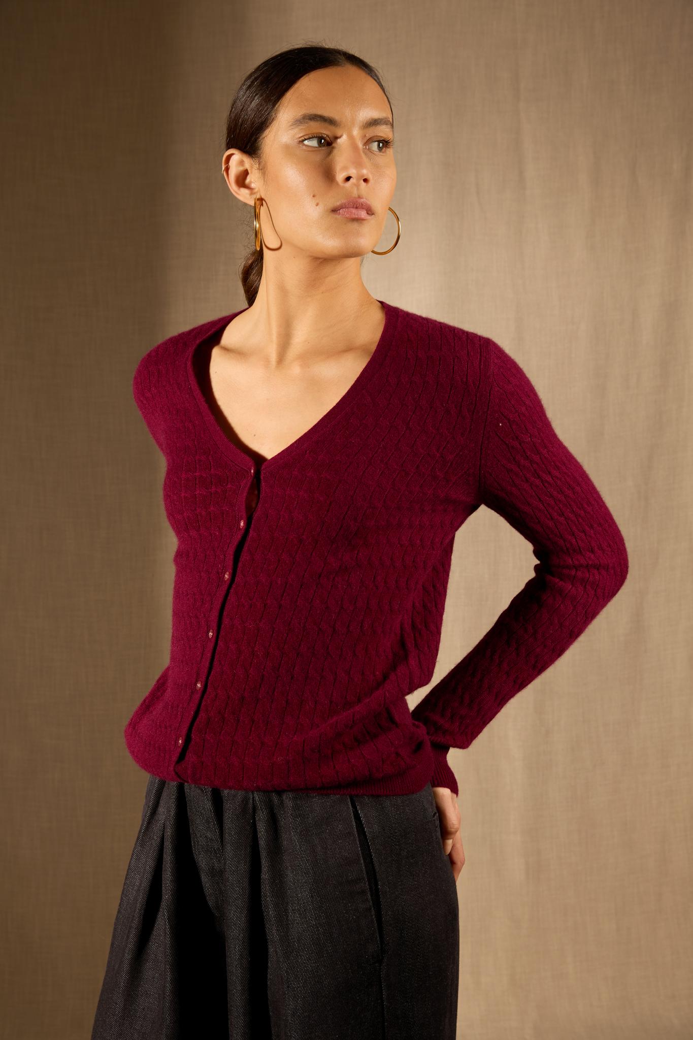 Seraphina cardigan col v bordeaux 100% cachemire
