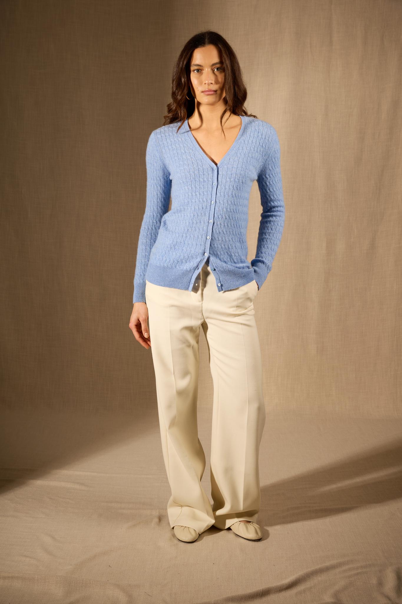 Seraphina cardigan col v sky 100% cachemire