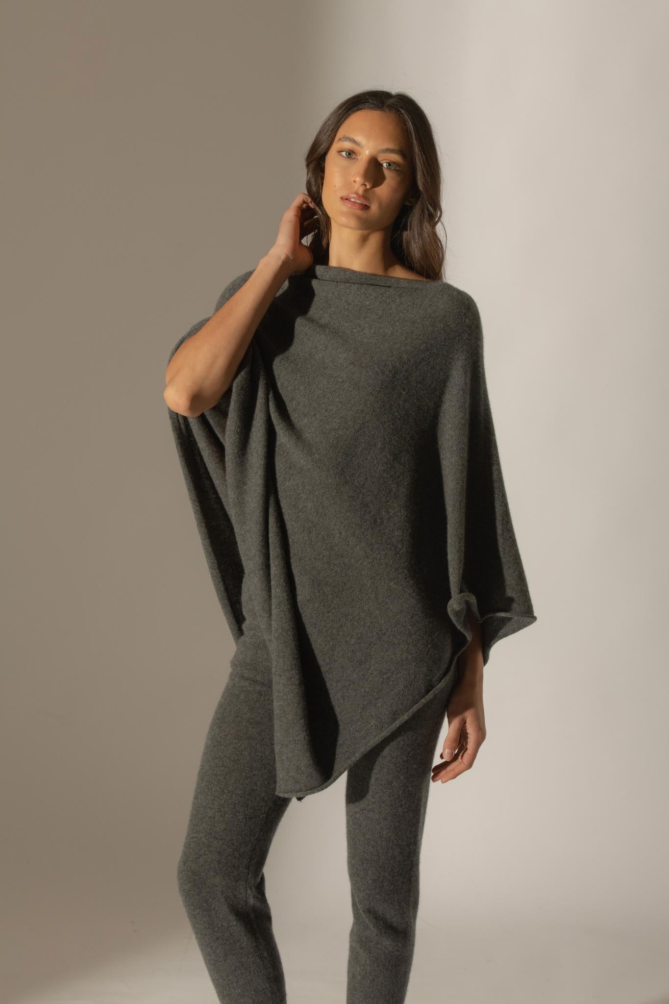TAMARA poncho anthracite chiné 100% cachemire