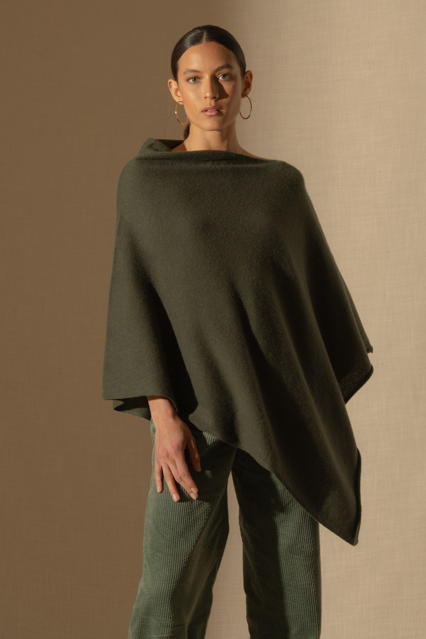 tamara poncho kaki 100% cachemire