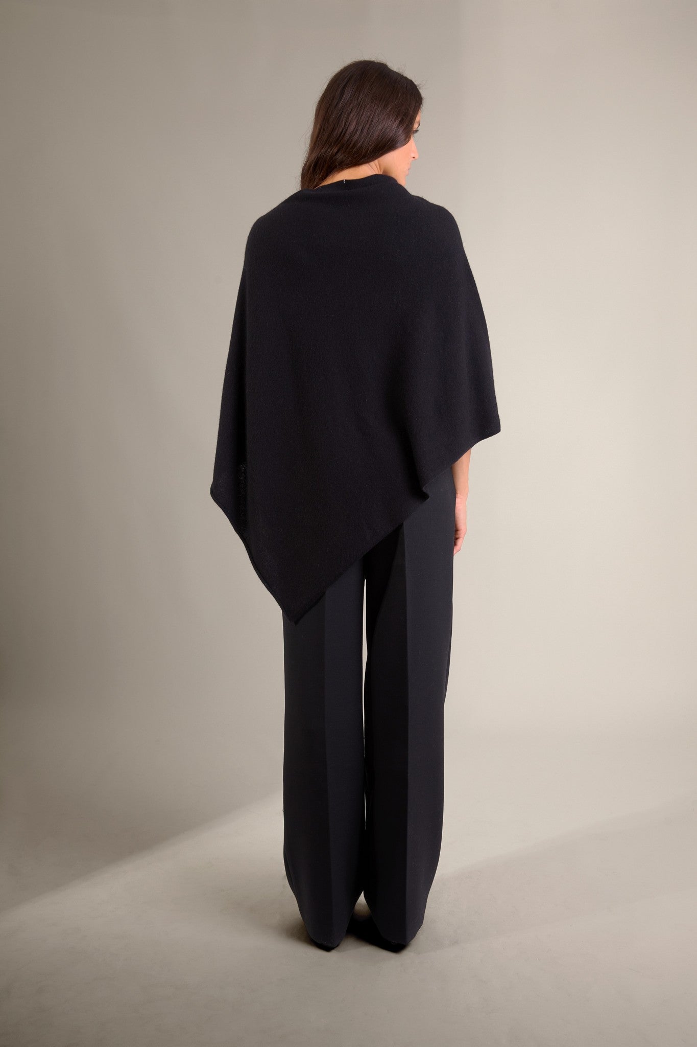 tamara poncho noir 100% cachemire