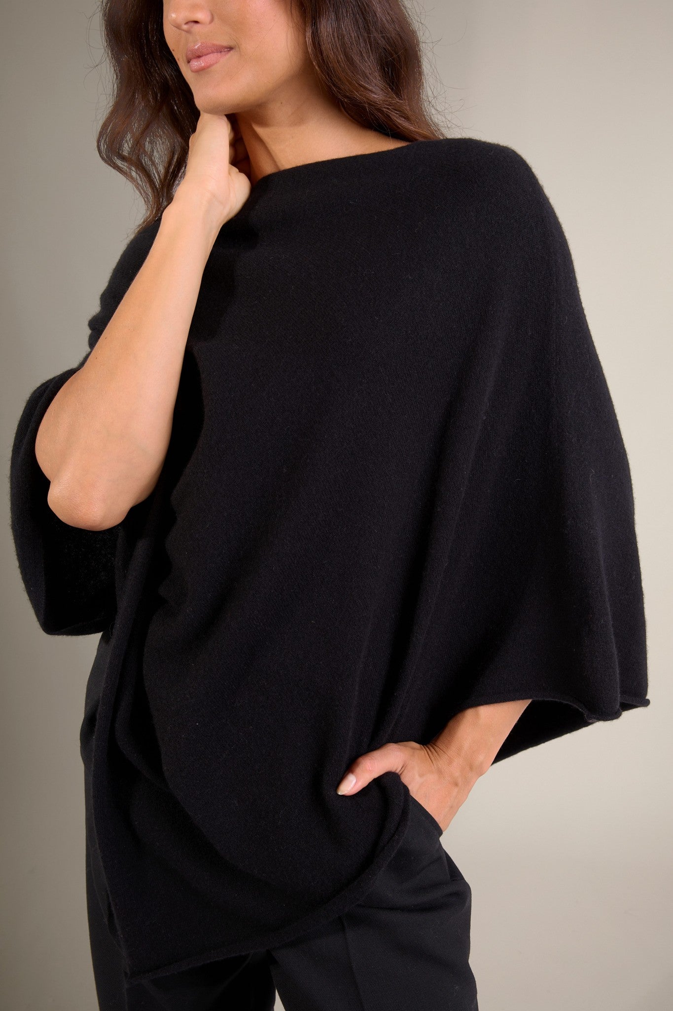 tamara poncho noir 100% cachemire