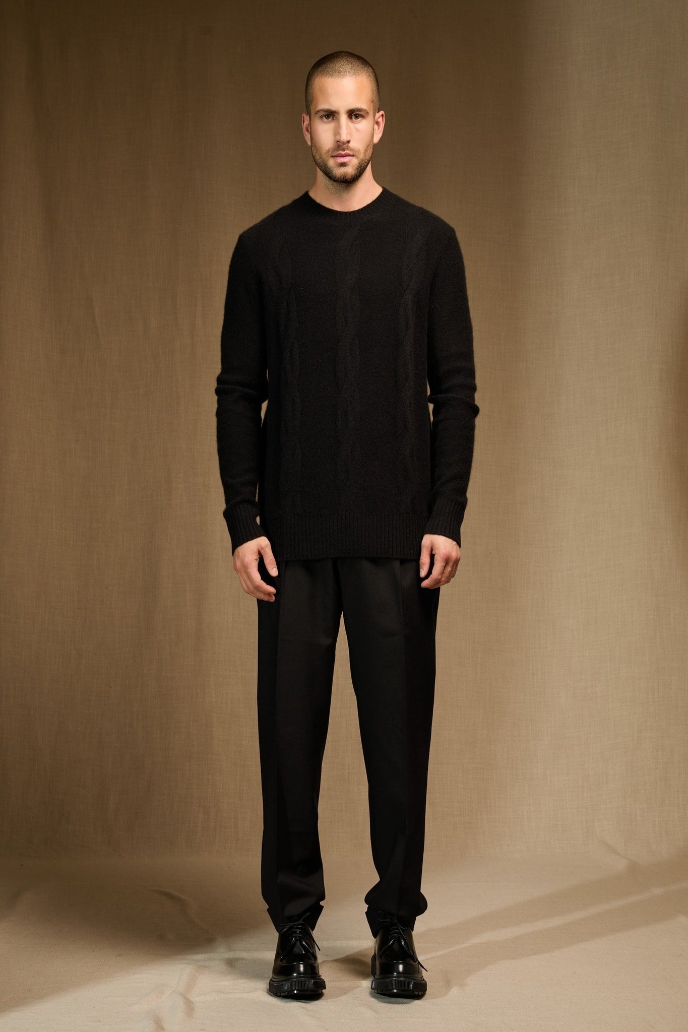 temba pull col rond 4 fils noir 100% cachemire