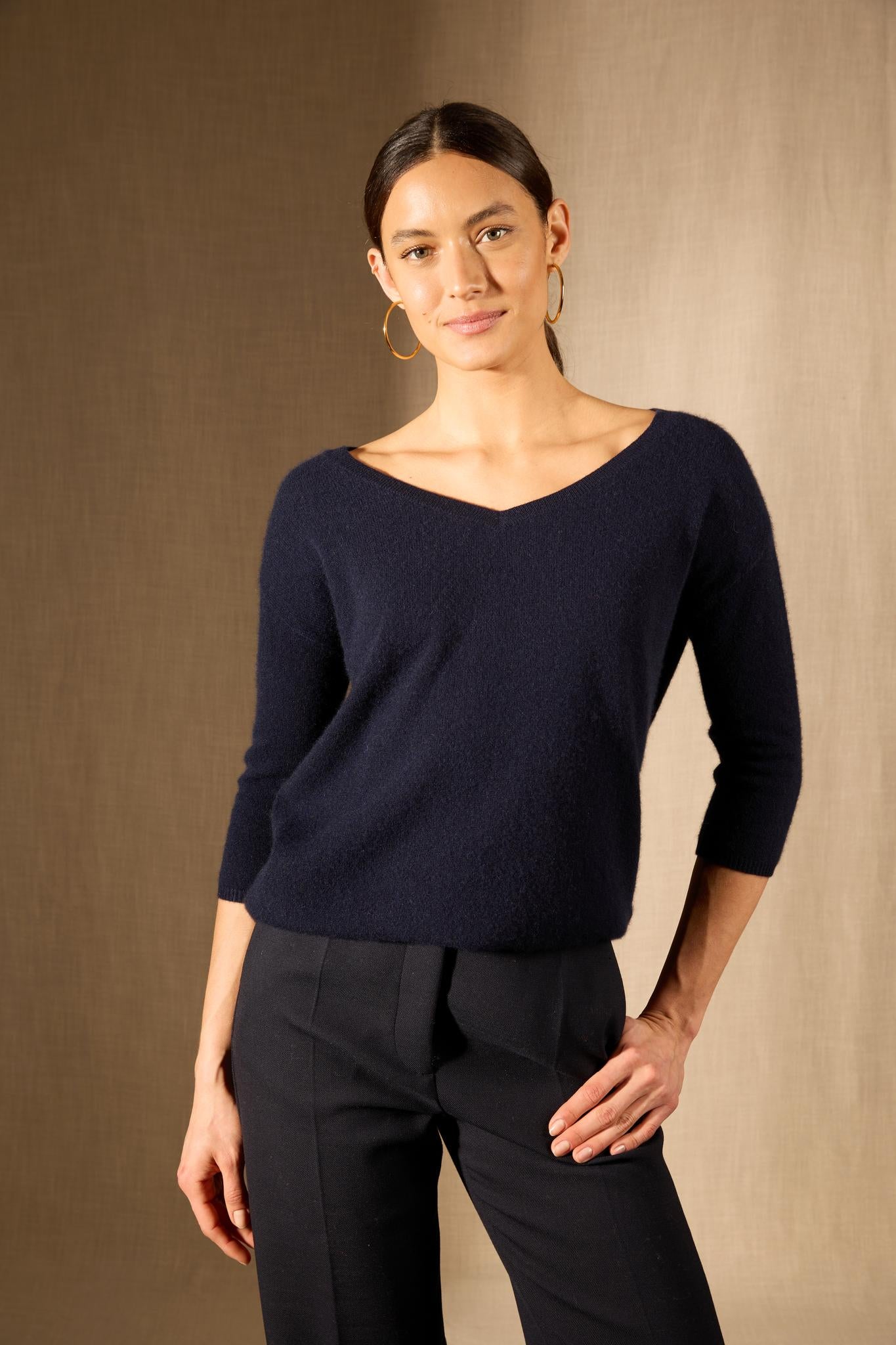 THAIS pull col v navy 100% cachemire