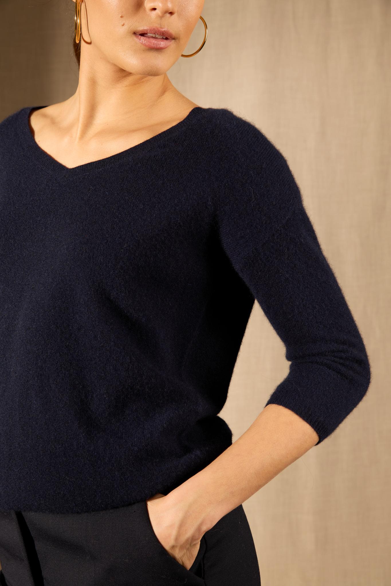 THAIS pull col v navy 100% cachemire
