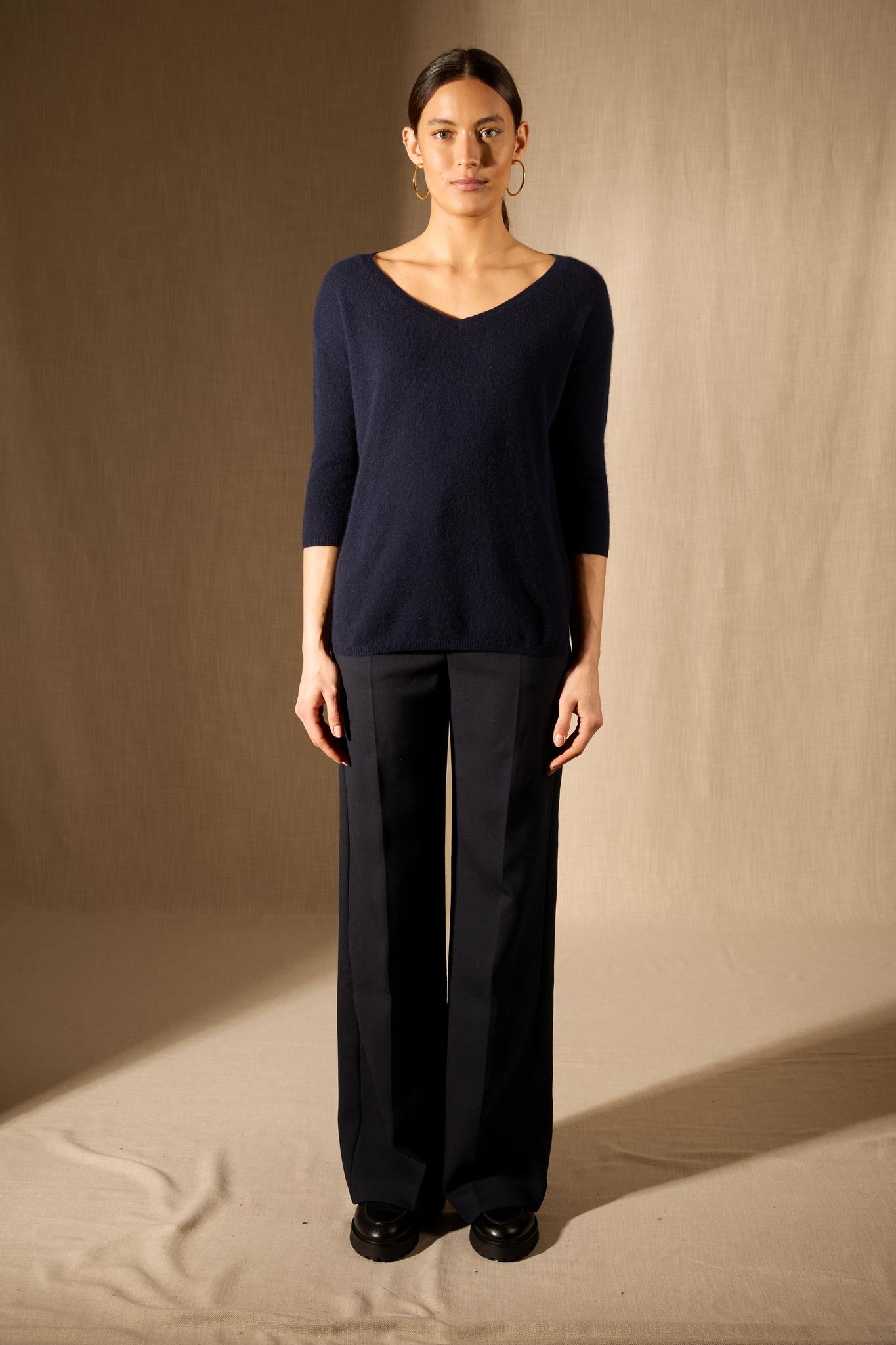 THAIS pull col v navy 100% cachemire