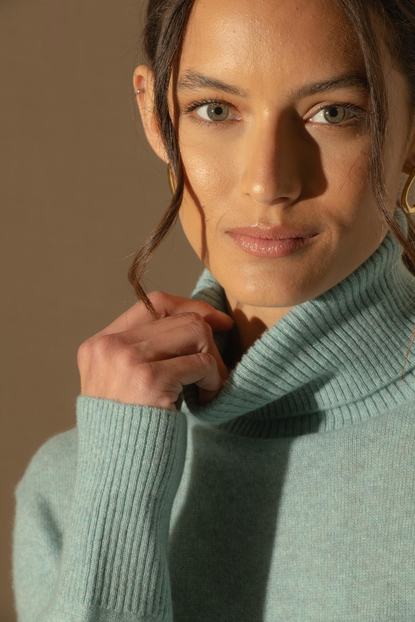 TRACY pull col roulé aqua chiné 100% cachemire