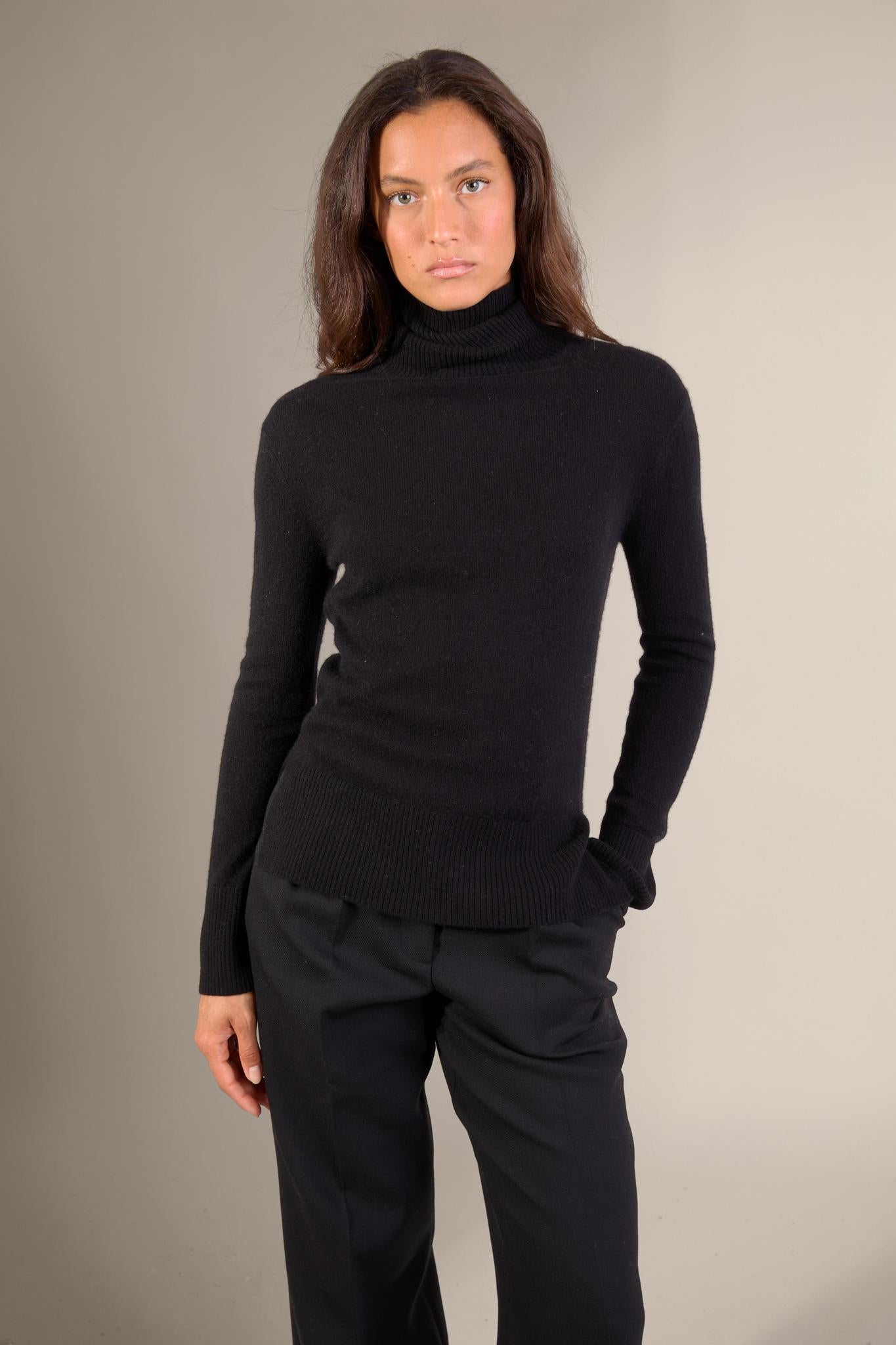 TRACY pull col roulé noir 100% cachemire