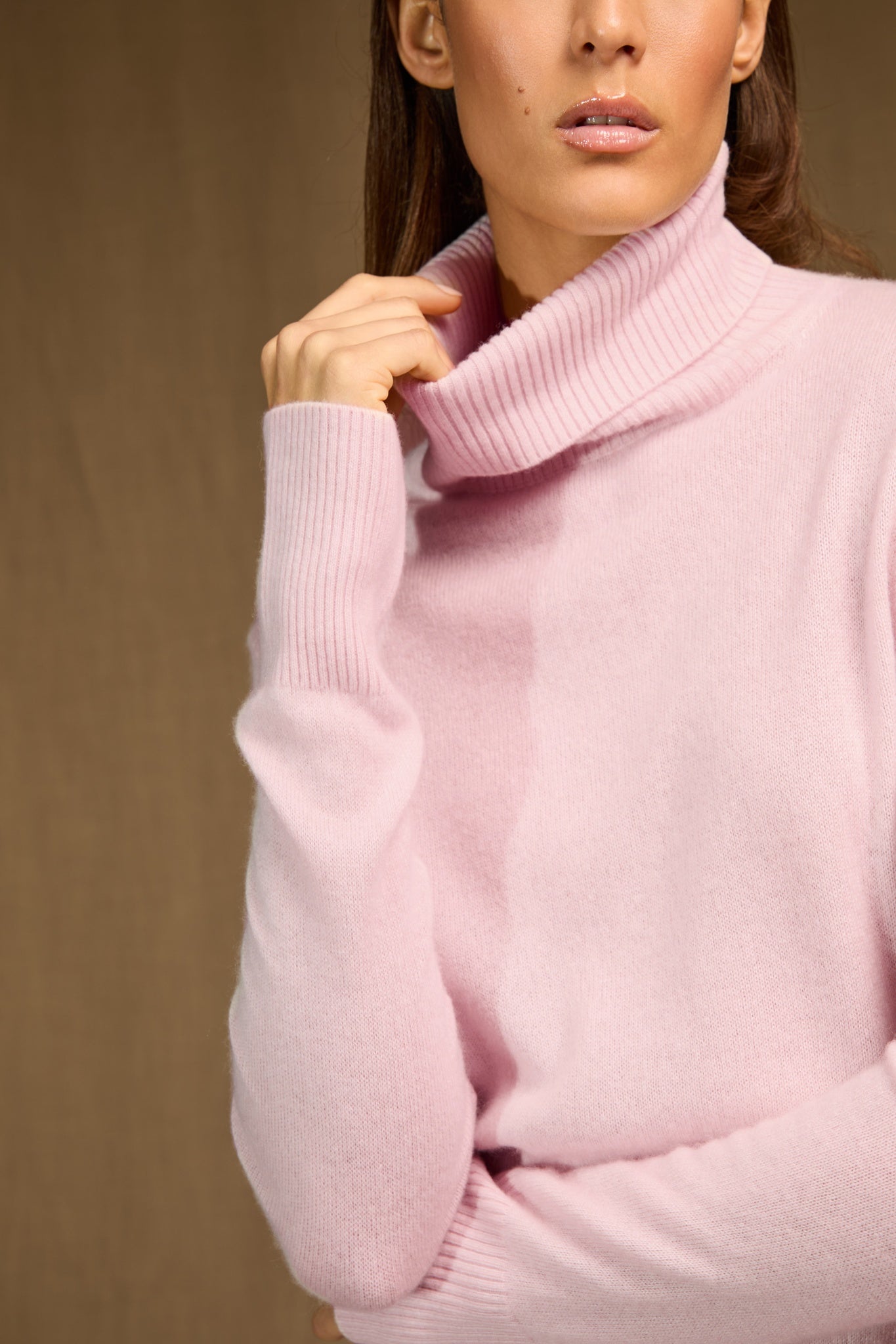 TRACY pull col roulé poudre 100% cachemire