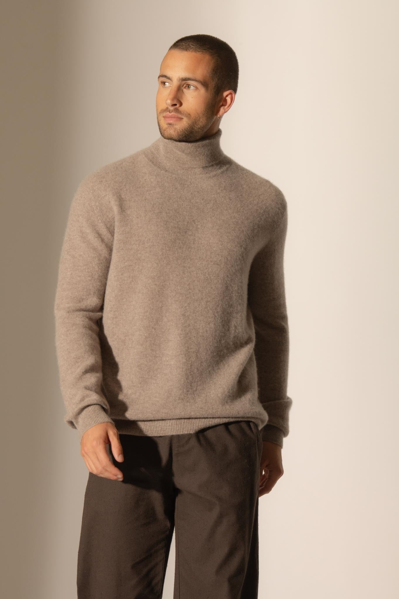 TREVOR pull col roulé caribou chiné 100% cachemire