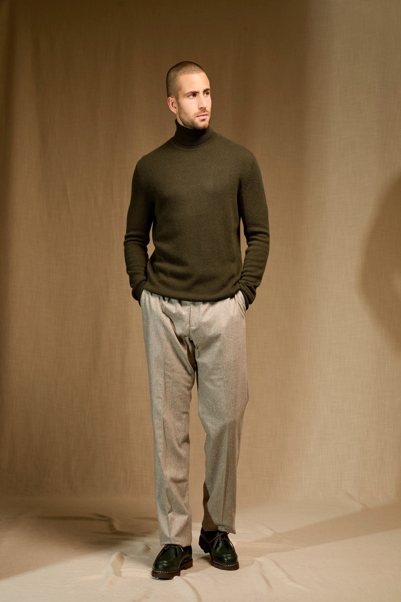 trevor pull col roulé chatain 100% cachemire