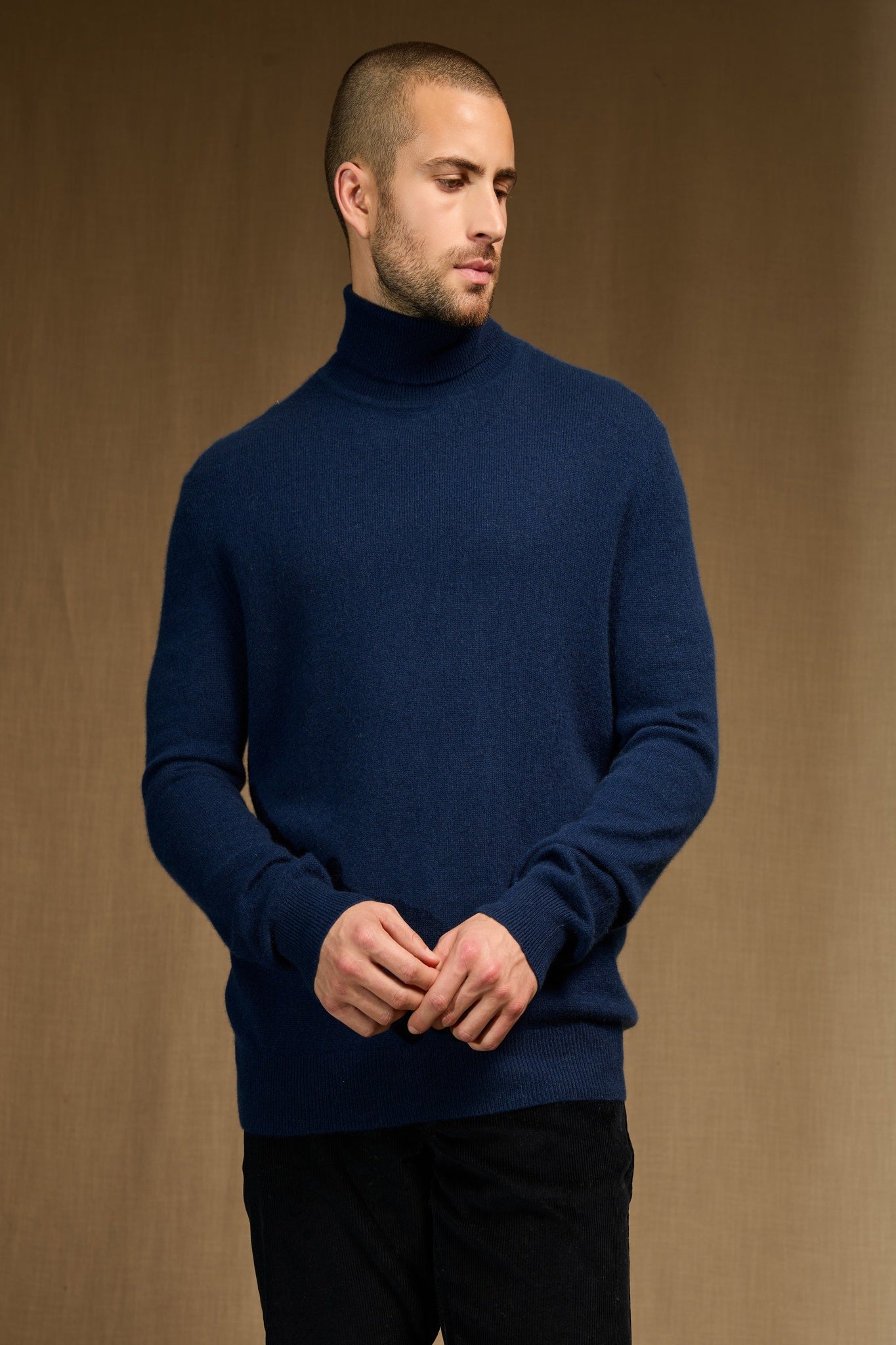 trevor pull col roulé minuit 100% cachemire