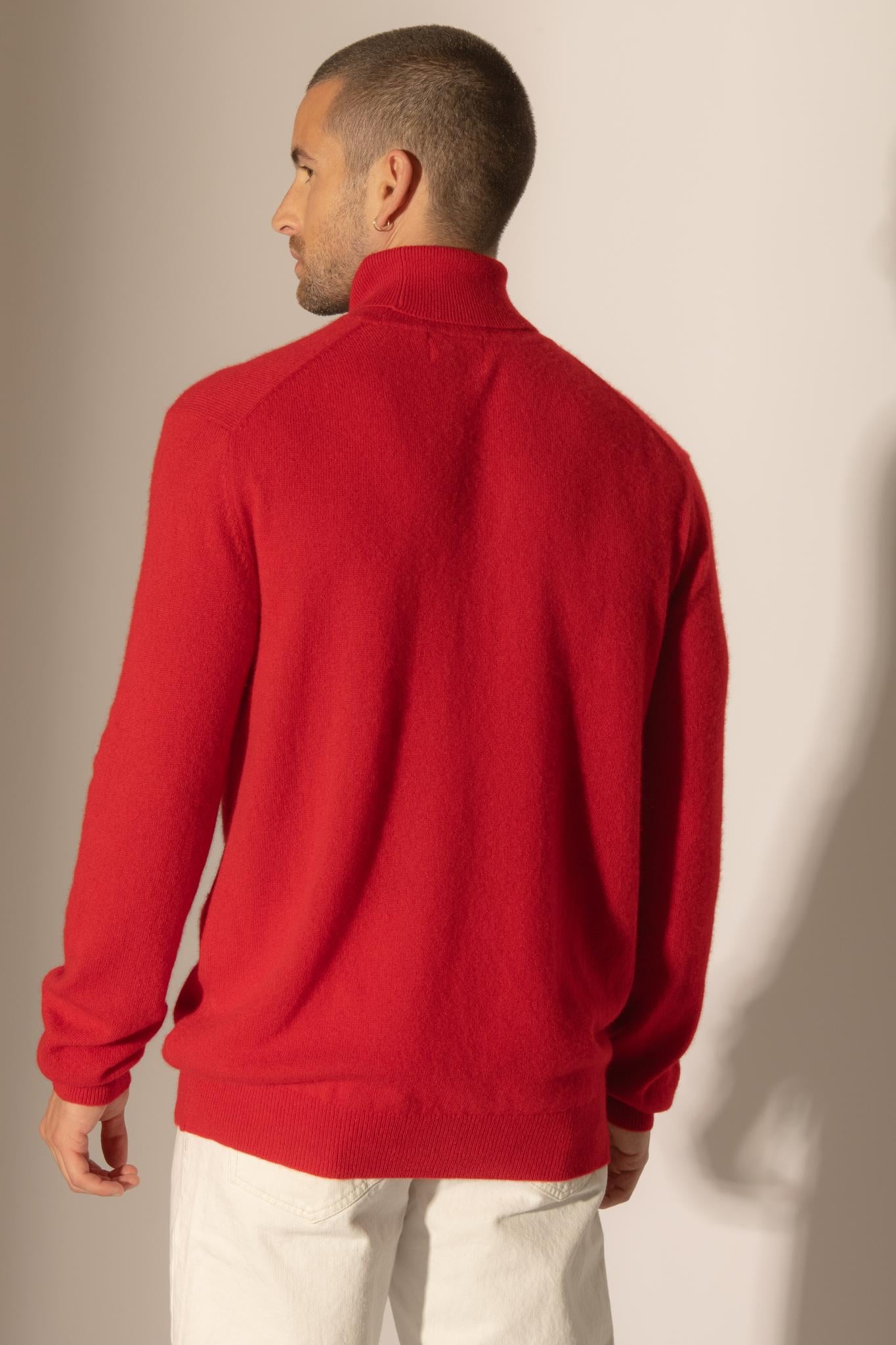 TREVOR pull col roulé rouge 100% cachemire