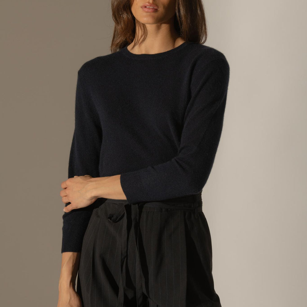 VANESSA pull col rond boutonné dos navy 100% cachemire
