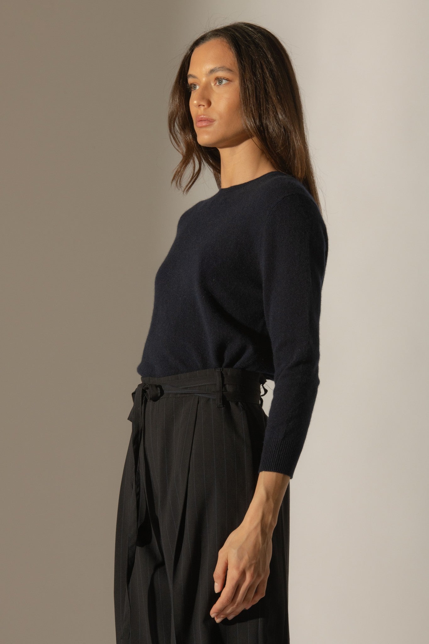 vanessa pull col rond boutonné dos navy 100% cachemire