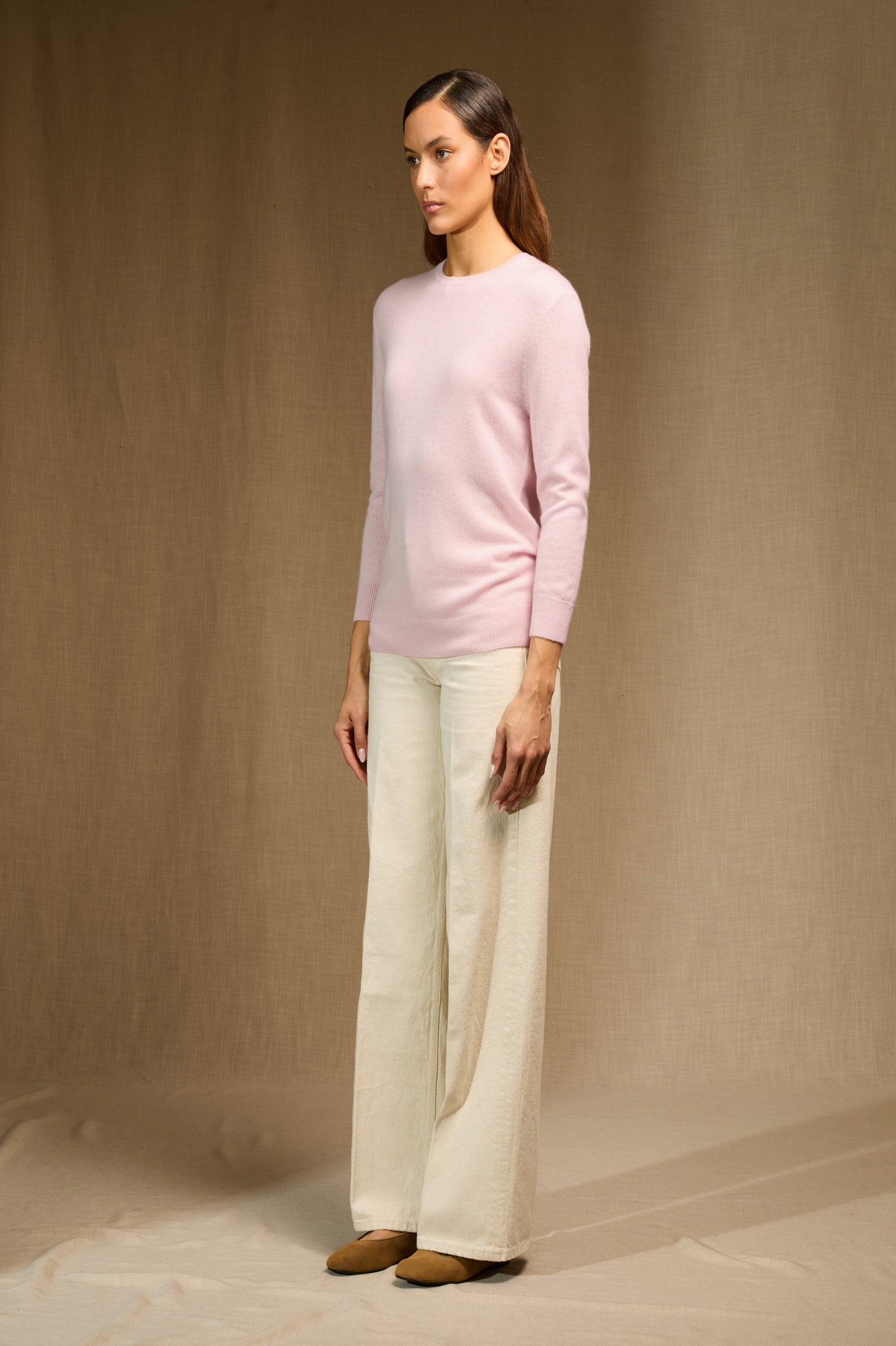 VANESSA pull col rond boutonné dos poudre 100% cachemire