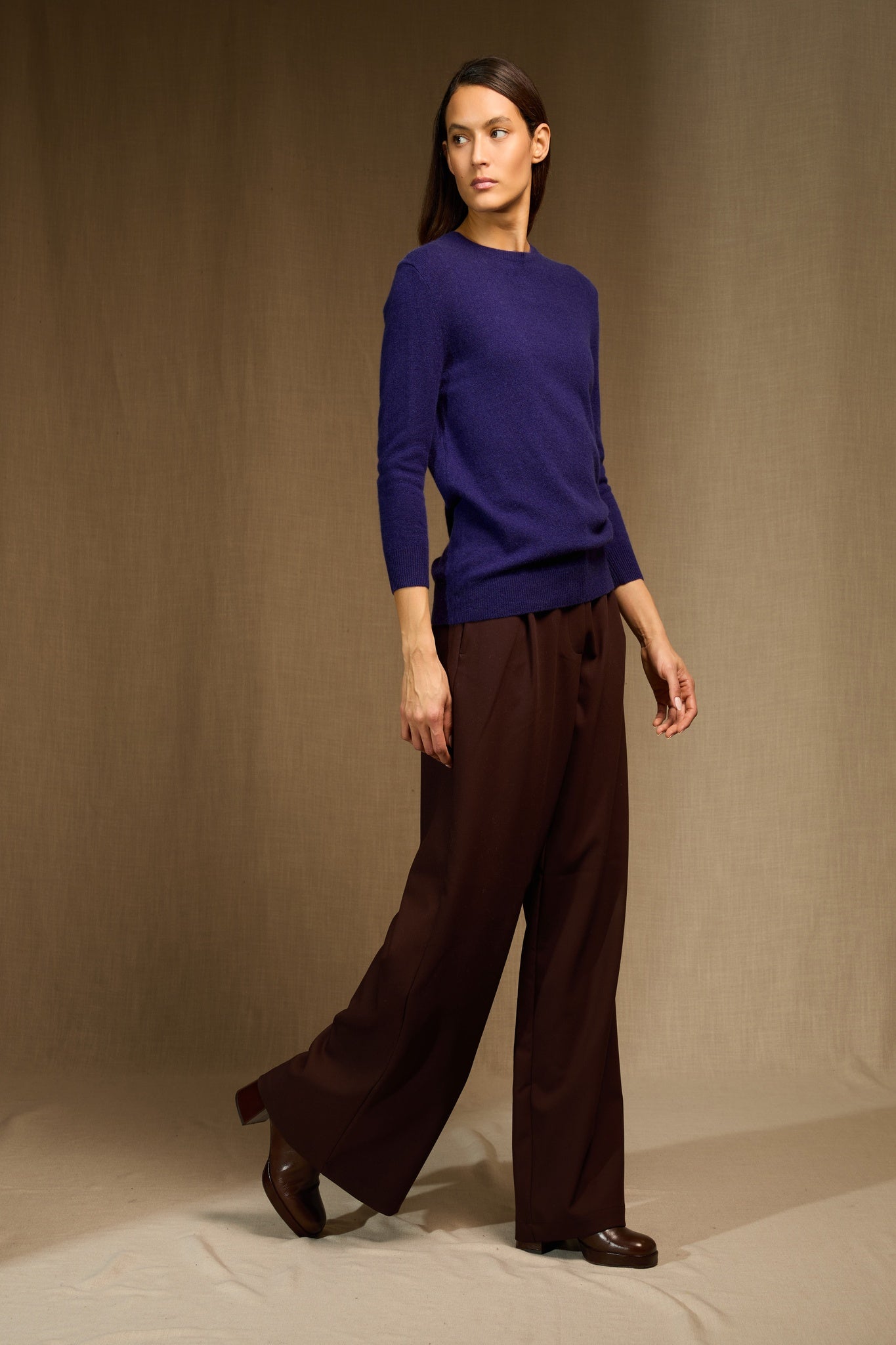 VANESSA pull col rond boutonné dos purple 100% cachemire