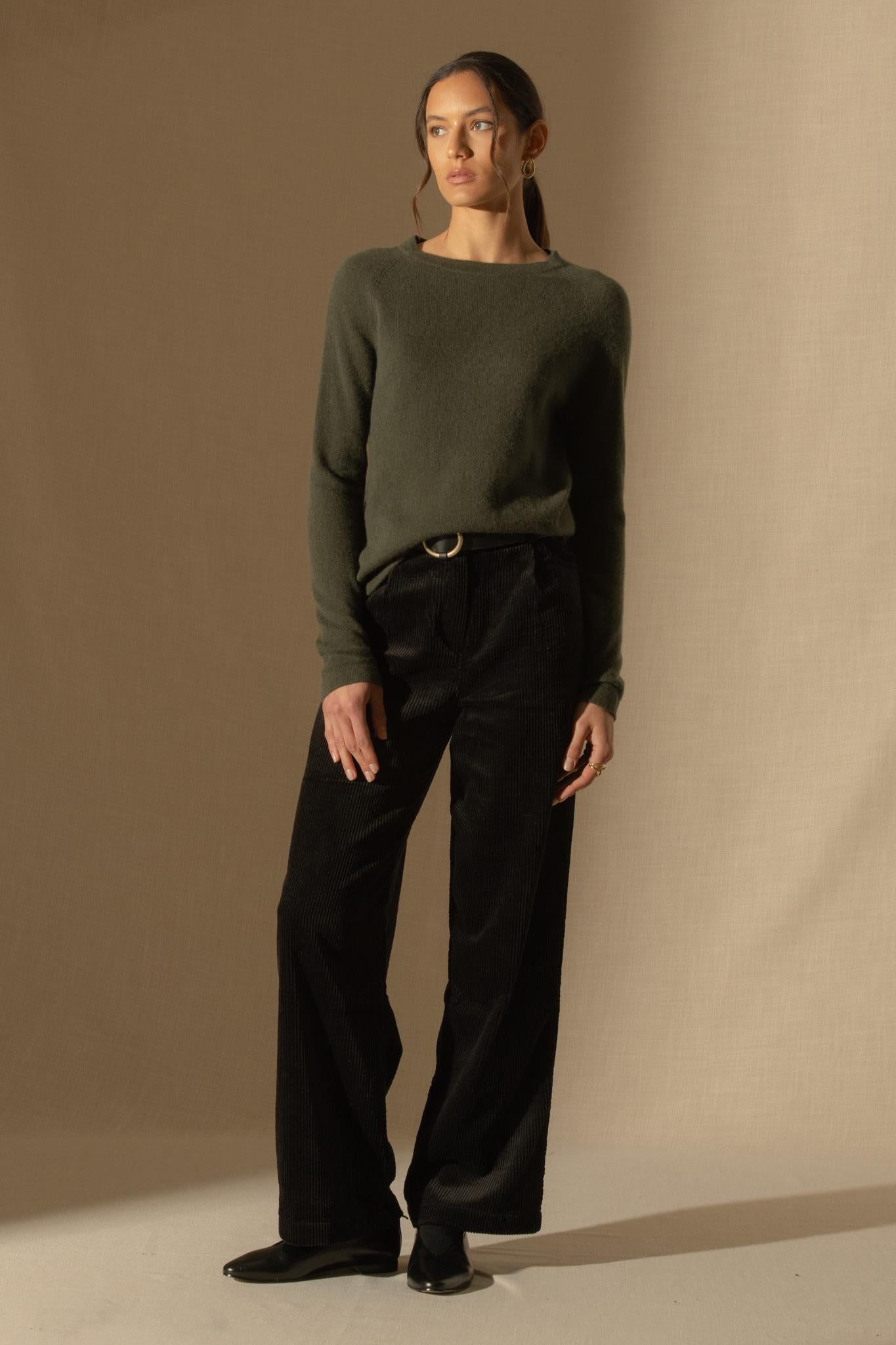 WHITNEY pull col rond kaki 100% cachemire