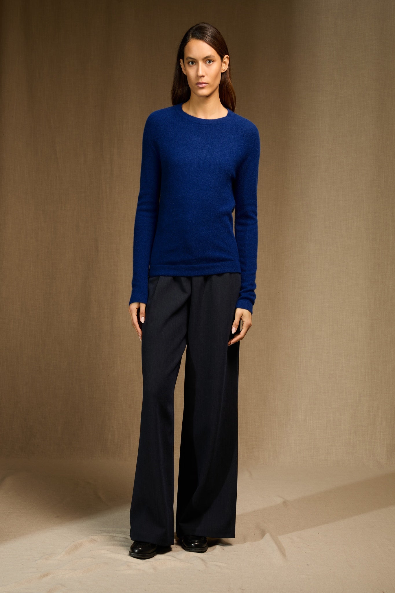 WHITNEY pull col rond outremer 100% cachemire