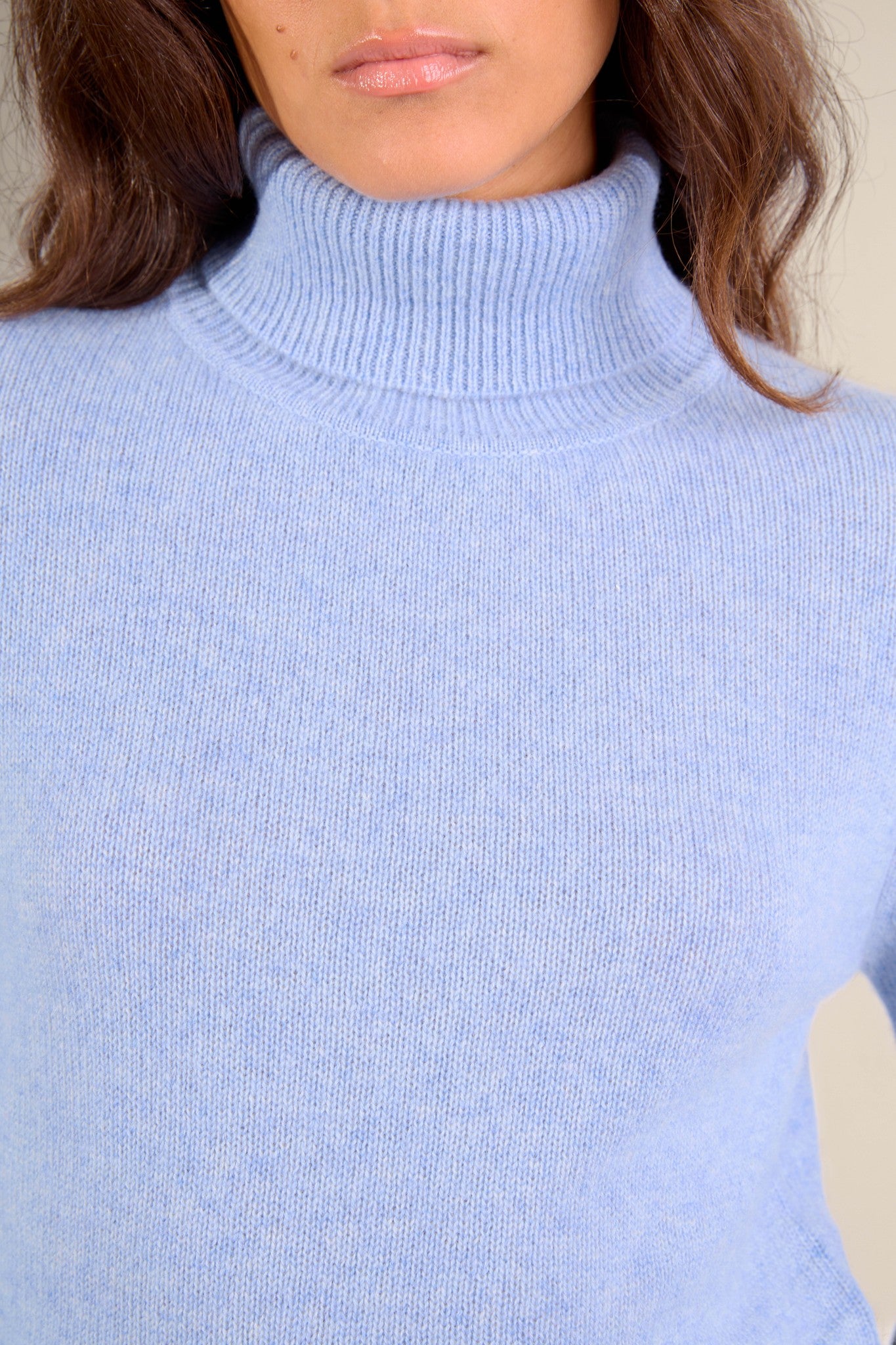 willow pull col roulé 4 fils bleu ciel chiné 100% cachemire