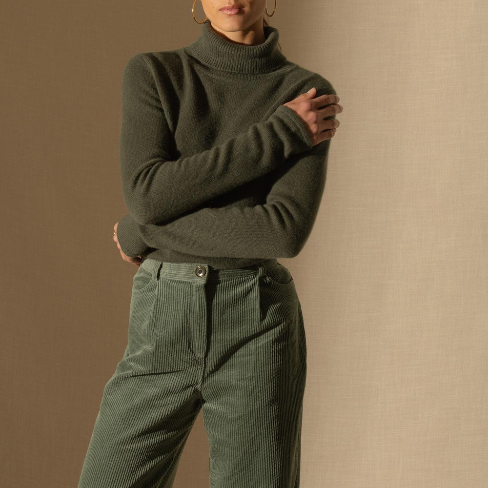 WILLOW pull col roulé 4 fils kaki 100% cachemire