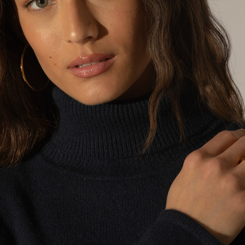 willow pull col roulé 4 fils navy 100% cachemire