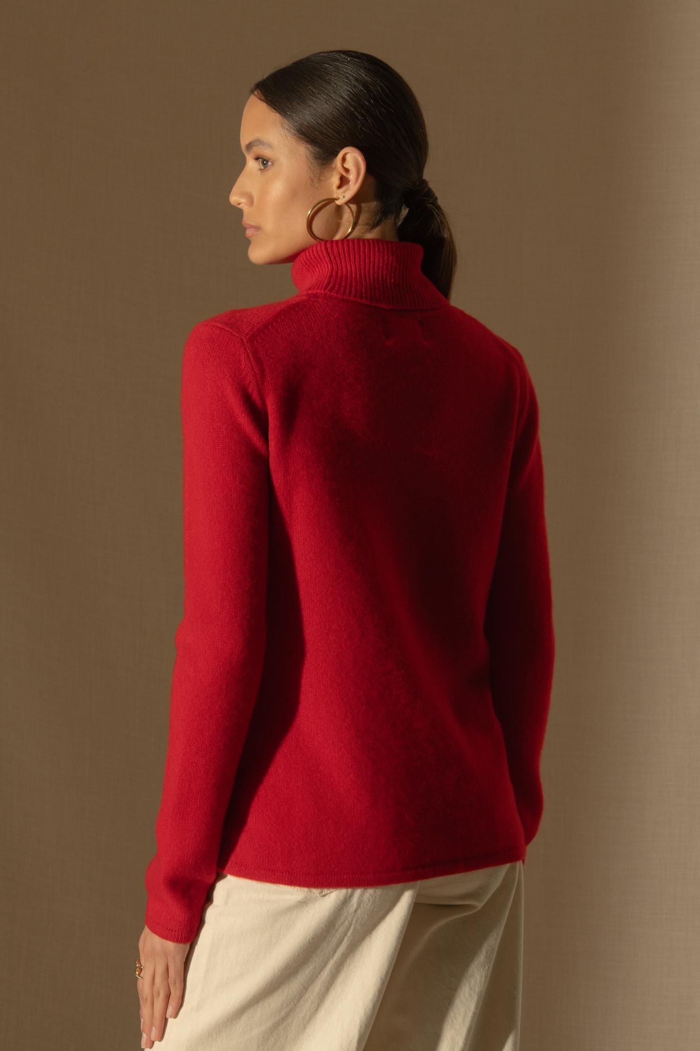 WILLOW pull col roulé 4 fils rouge 100% cachemire