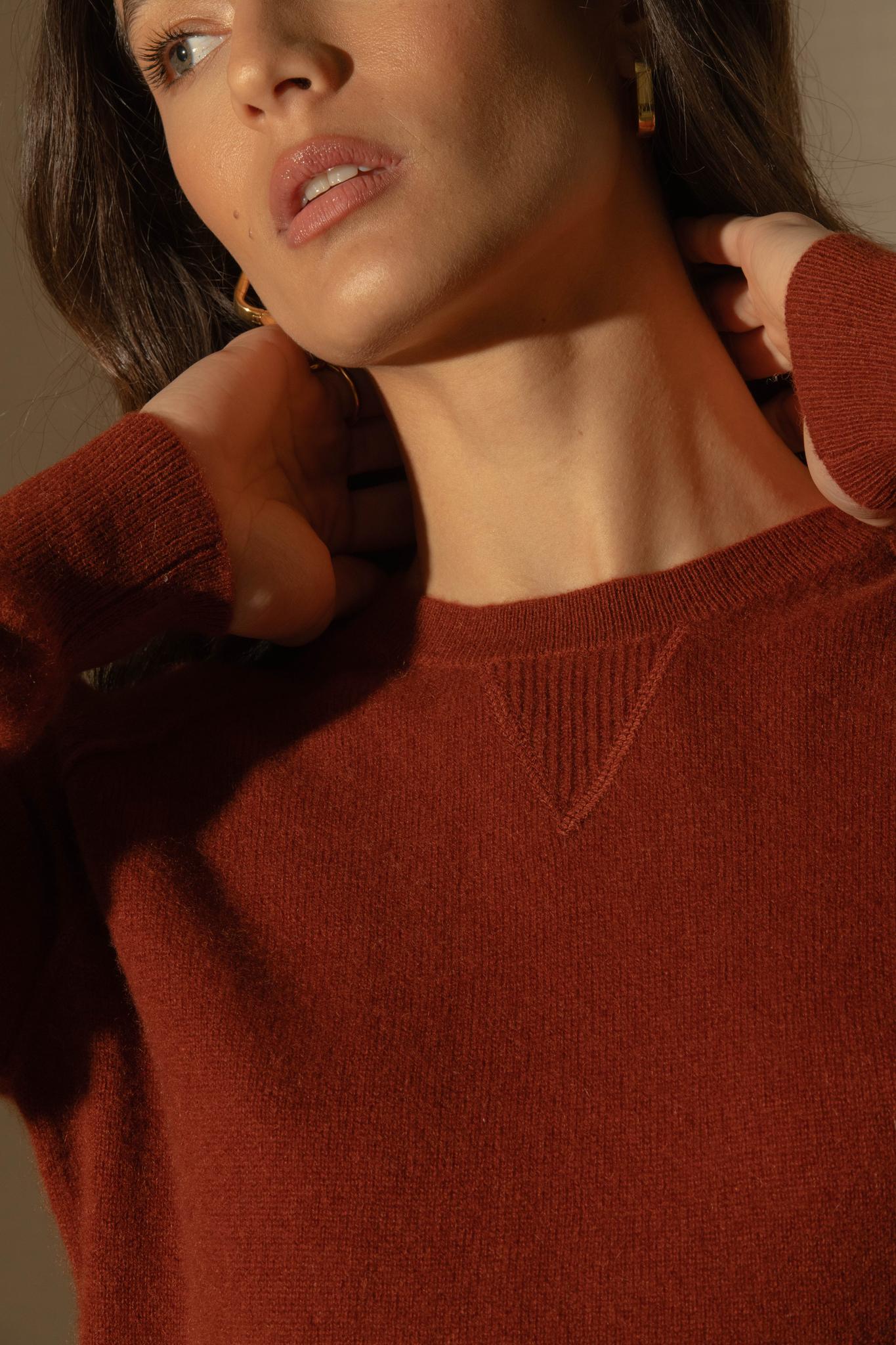 WILMA pull col rond auburn 100% cachemire