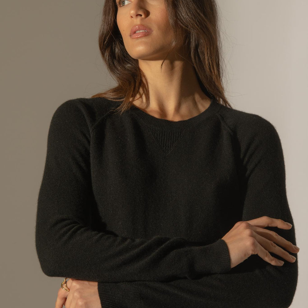WILMA pull col rond noir 100% cachemire