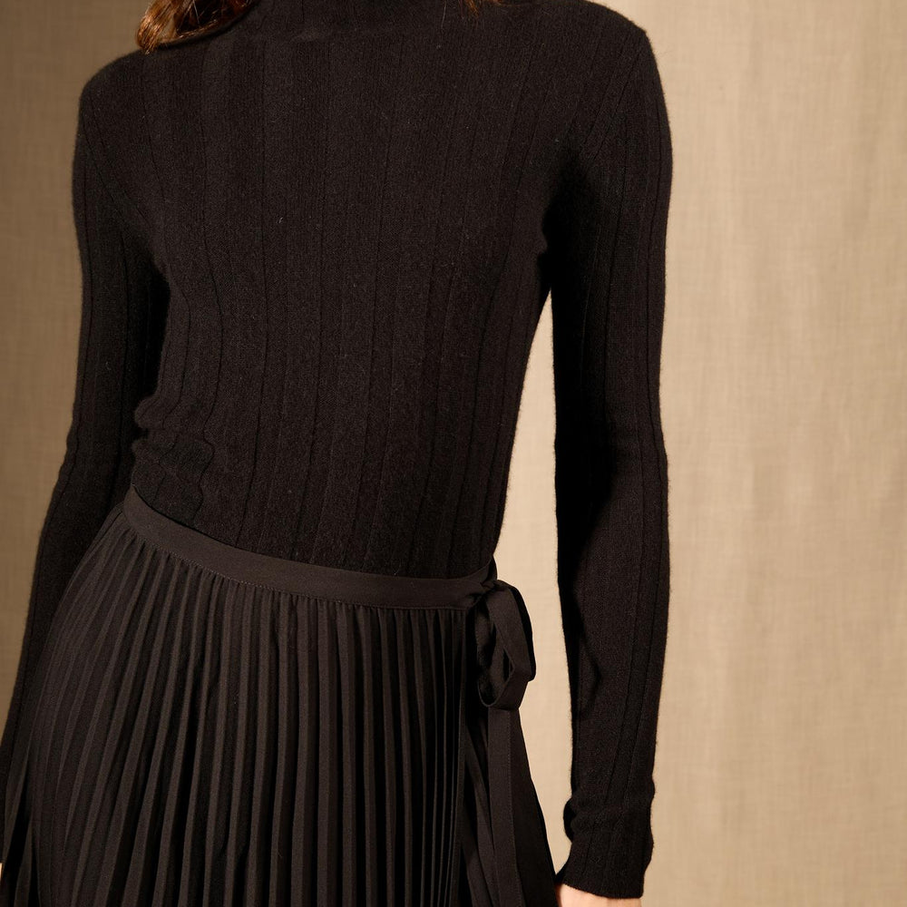 Ysaline pull col roulé noir 100% cachemire
