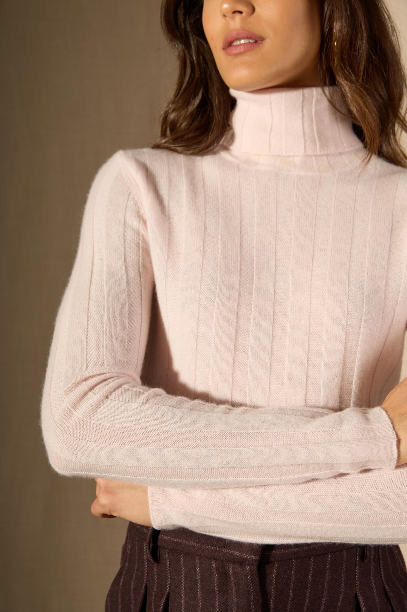 Ysaline pull col roulé poudre 100% cachemire